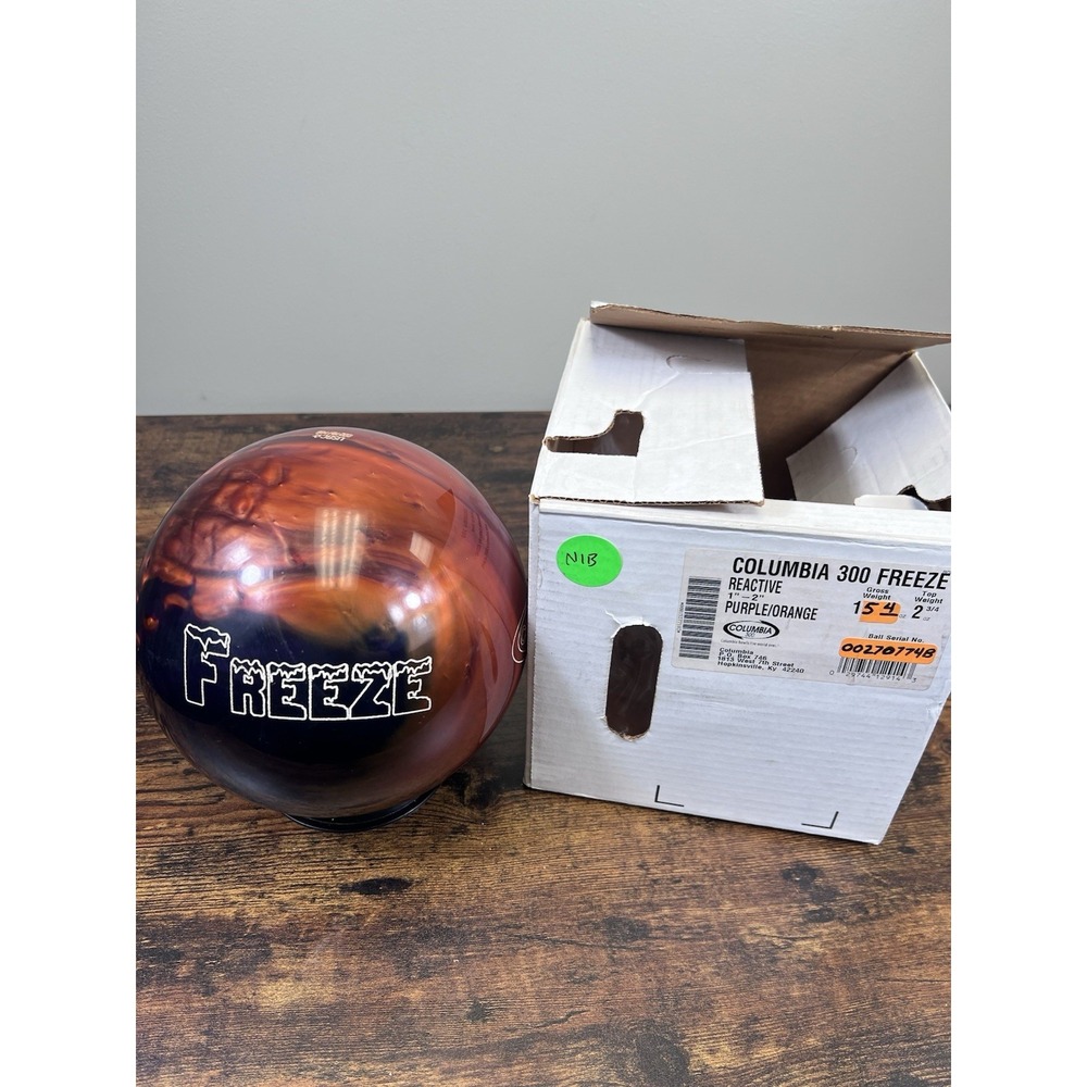 New Undrilled Columbia 300 Freeze Reactive Resin 14 Lb Bowling Ball With Box
